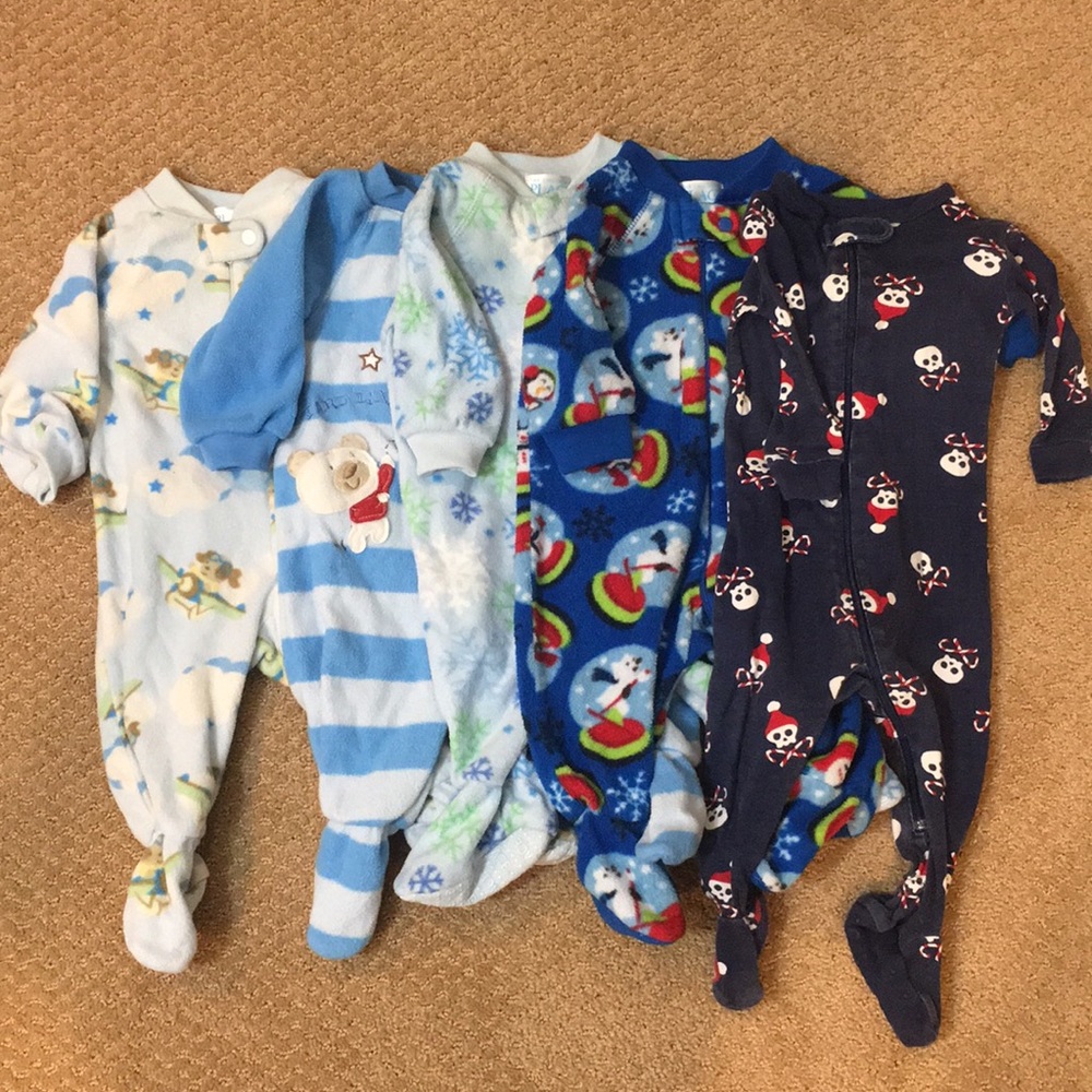 4 pairs Children Place PJs & 1 Gap footed PJs